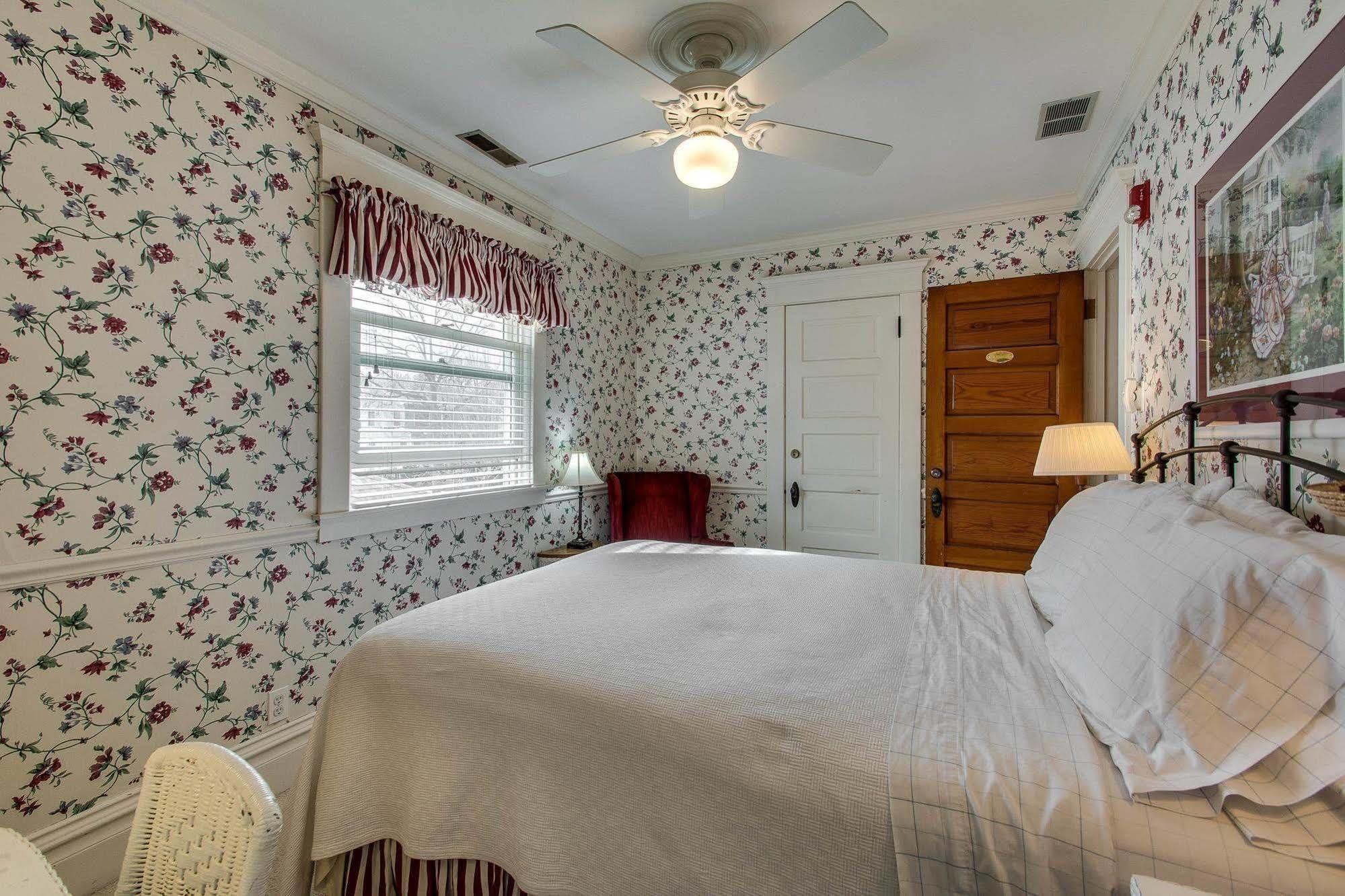 Harrison House Bed & Breakfast Naperville Εξωτερικό φωτογραφία
