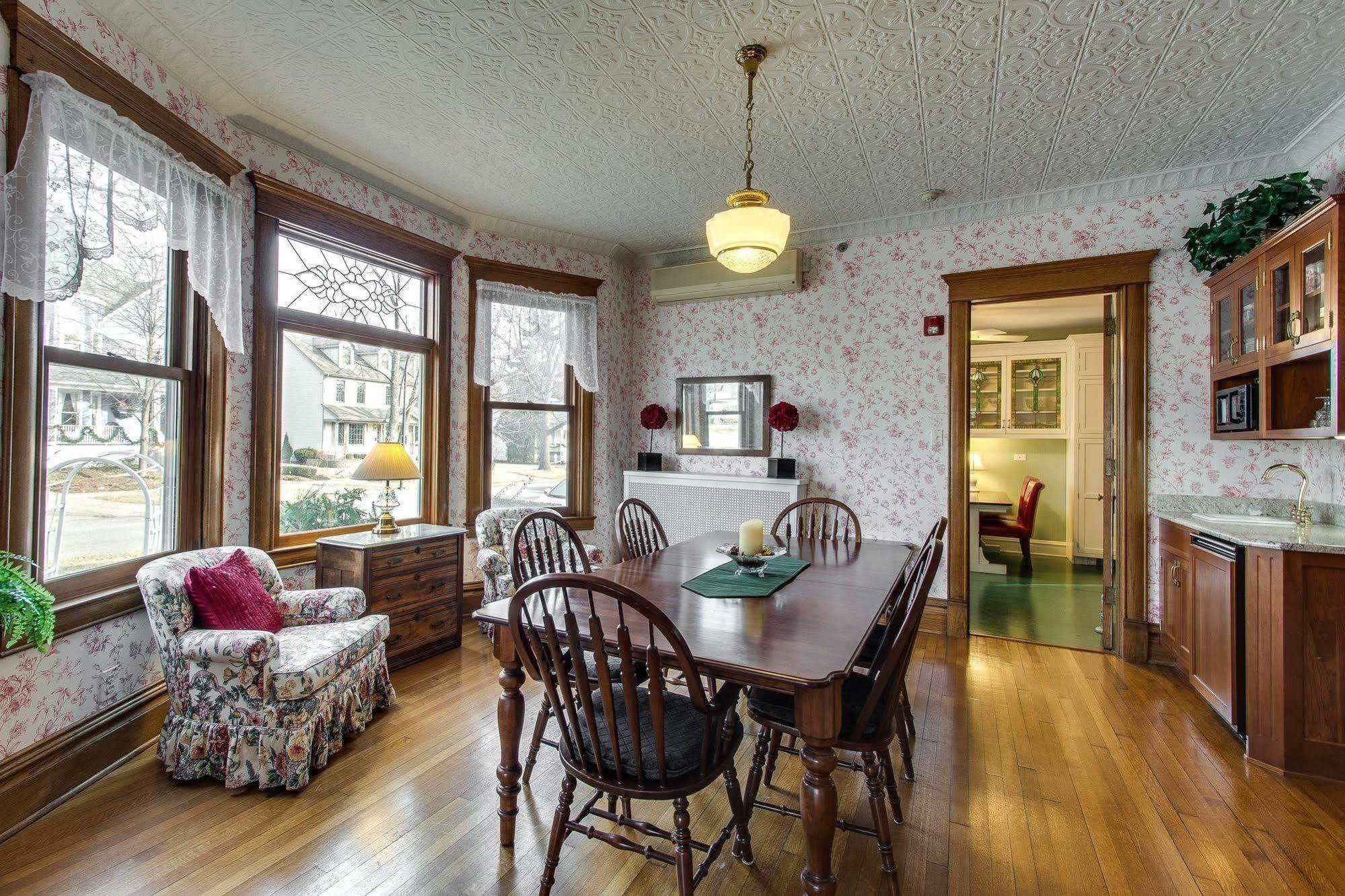 Harrison House Bed & Breakfast Naperville Εξωτερικό φωτογραφία
