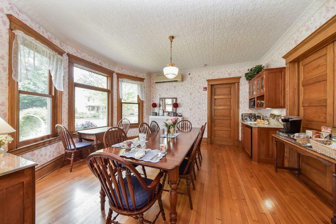 Harrison House Bed & Breakfast Naperville Εξωτερικό φωτογραφία