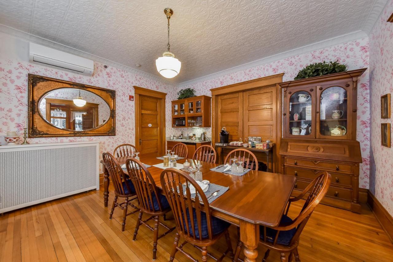 Harrison House Bed & Breakfast Naperville Εξωτερικό φωτογραφία