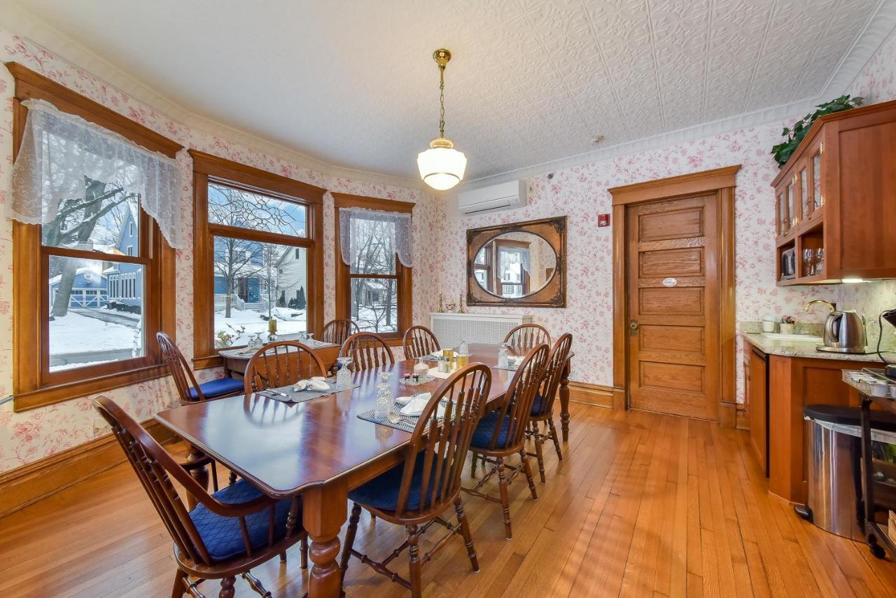 Harrison House Bed & Breakfast Naperville Εξωτερικό φωτογραφία